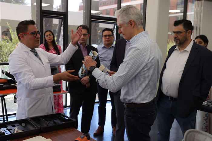 Entrega_Del_Mazo_Centro_de_Atención_Capacitación_e_Investigación_en_fisioterapia de_UAEMéx_2.jpg